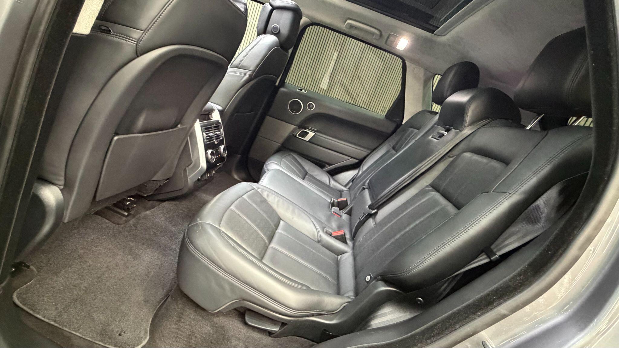 Land Rover Range Rover Sport view 13