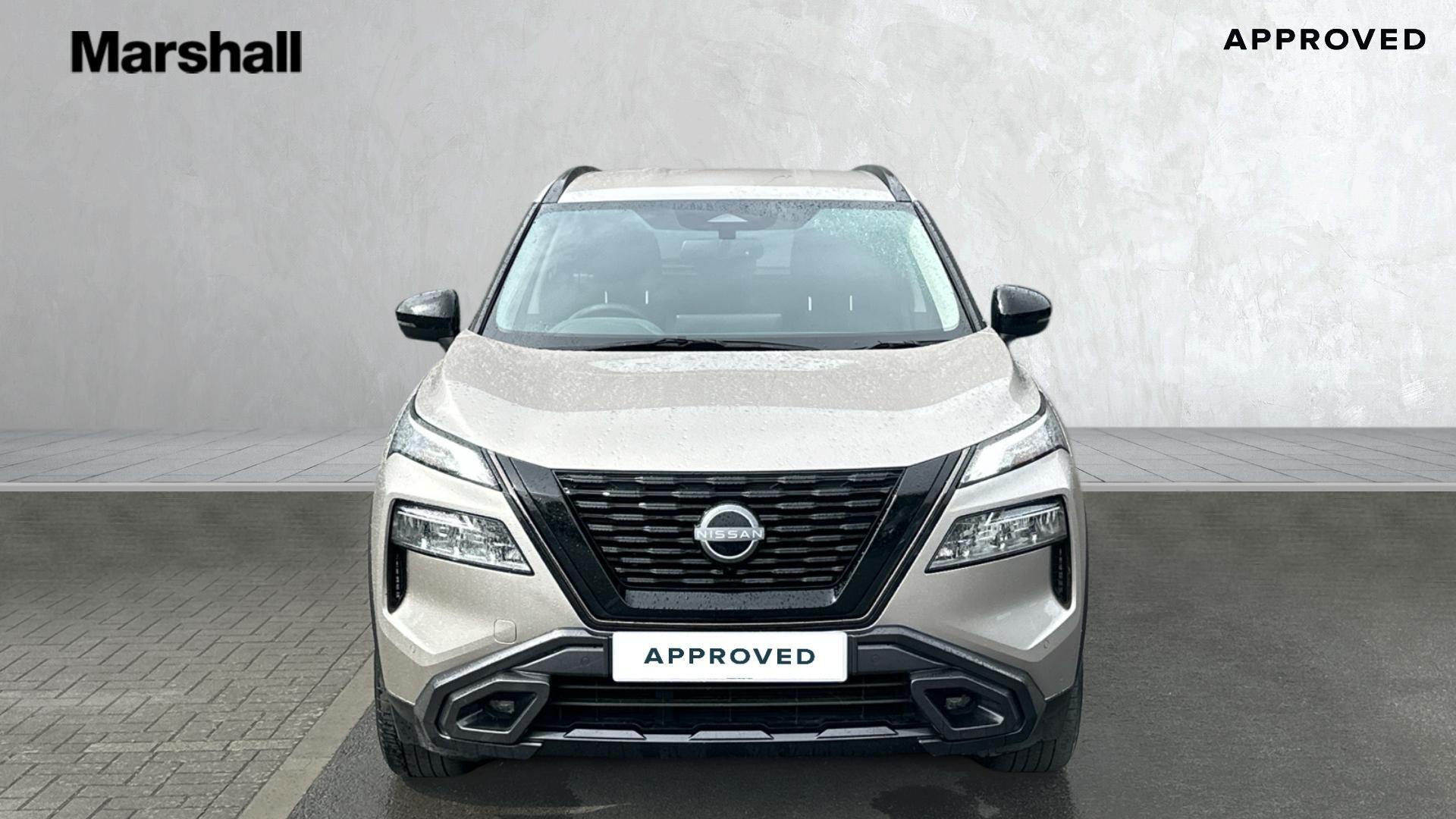 Nissan X-Trail view 7
