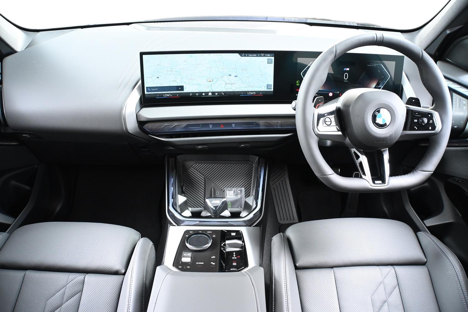 BMW X3 view 4