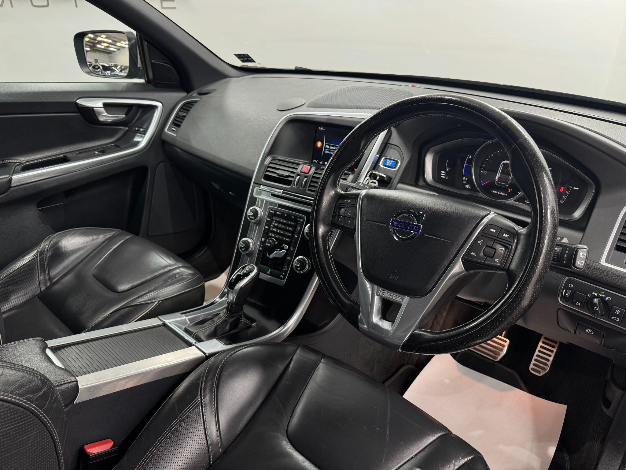Volvo XC60 view 23