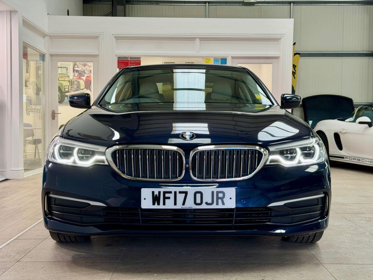 BMW 5 Series view 7