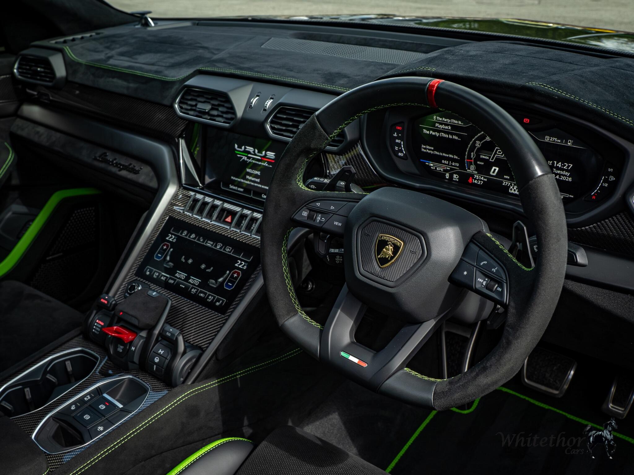 Lamborghini Urus view 8