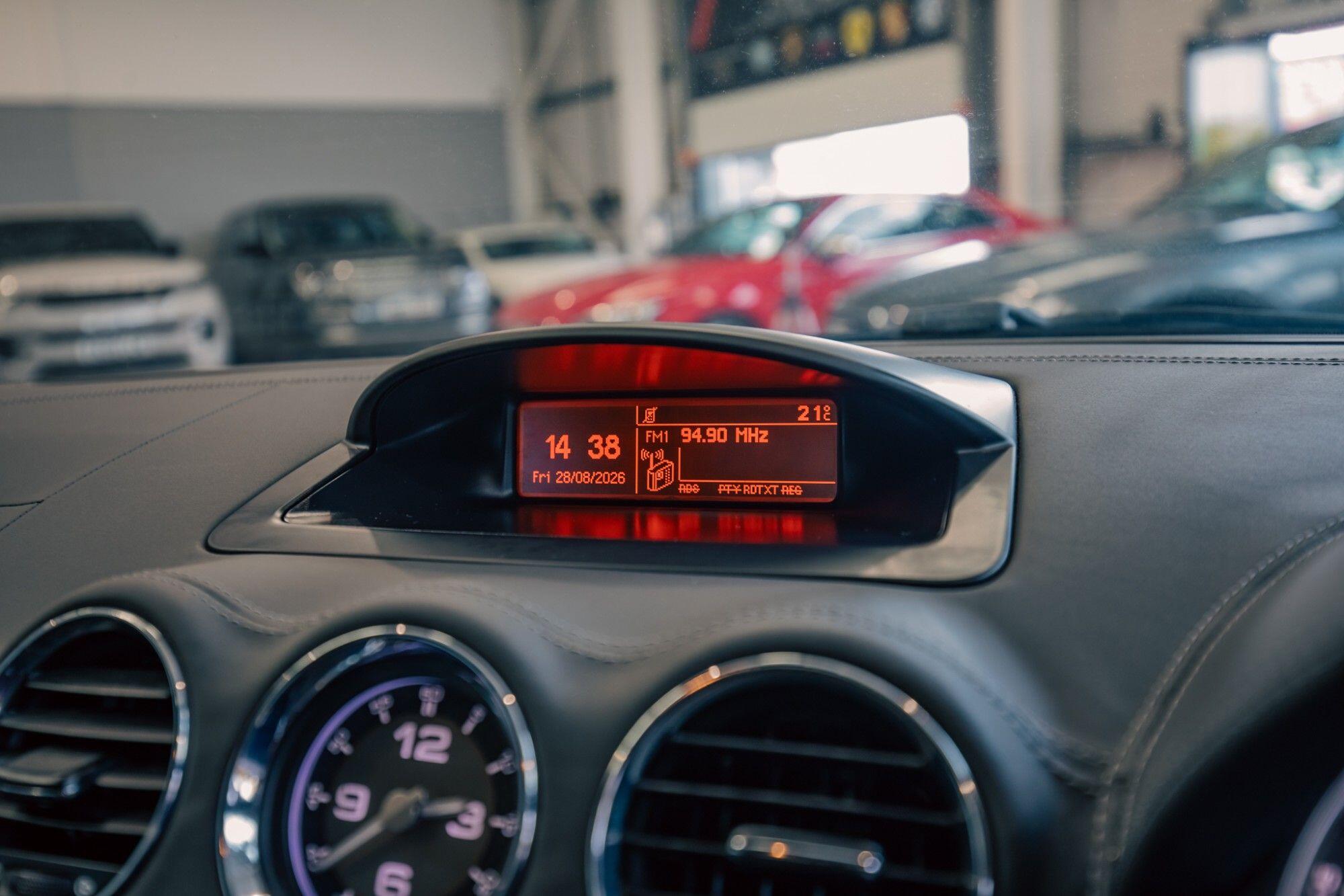 Peugeot RCZ view 16