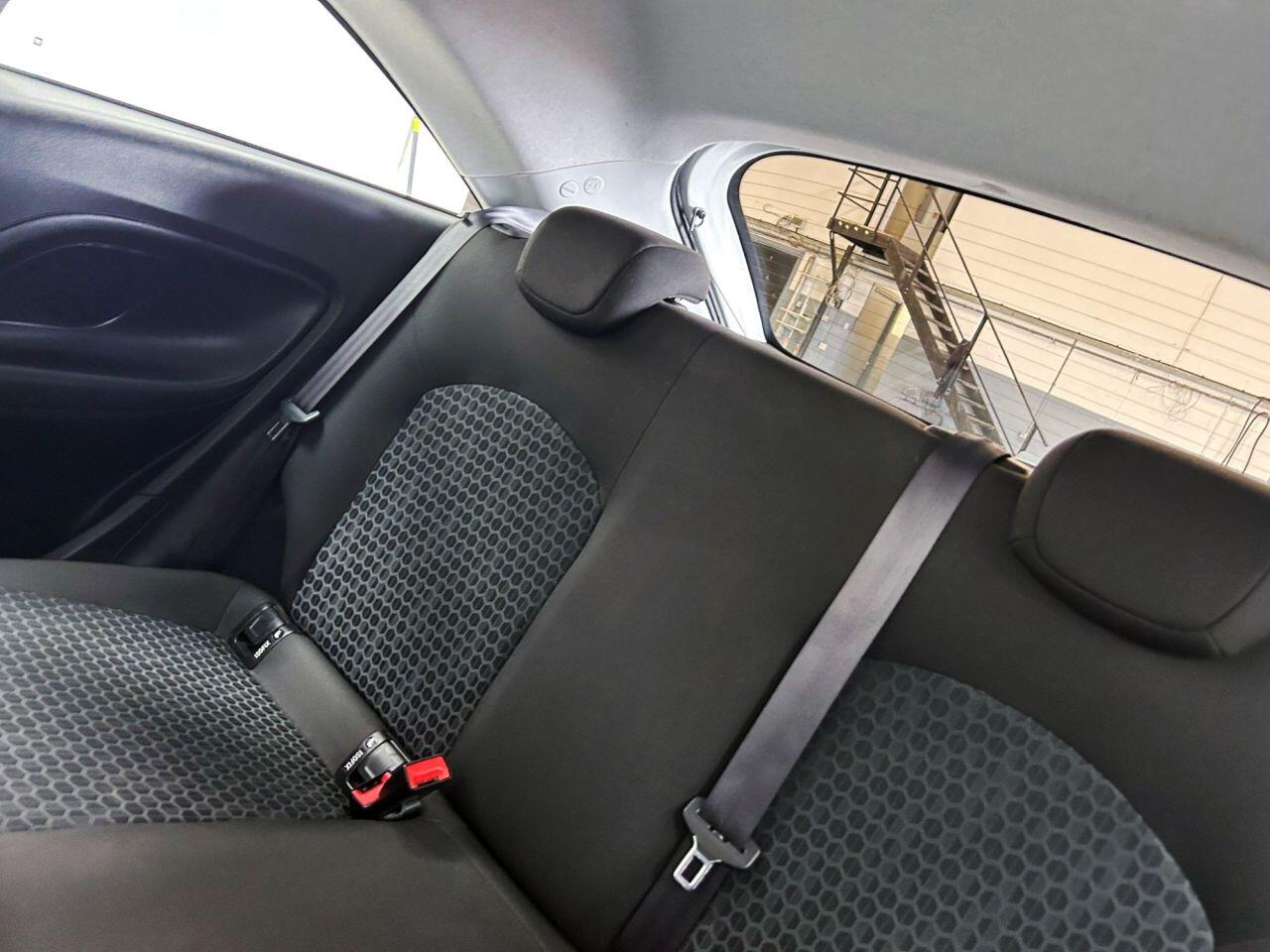 Vauxhall Corsa view 19