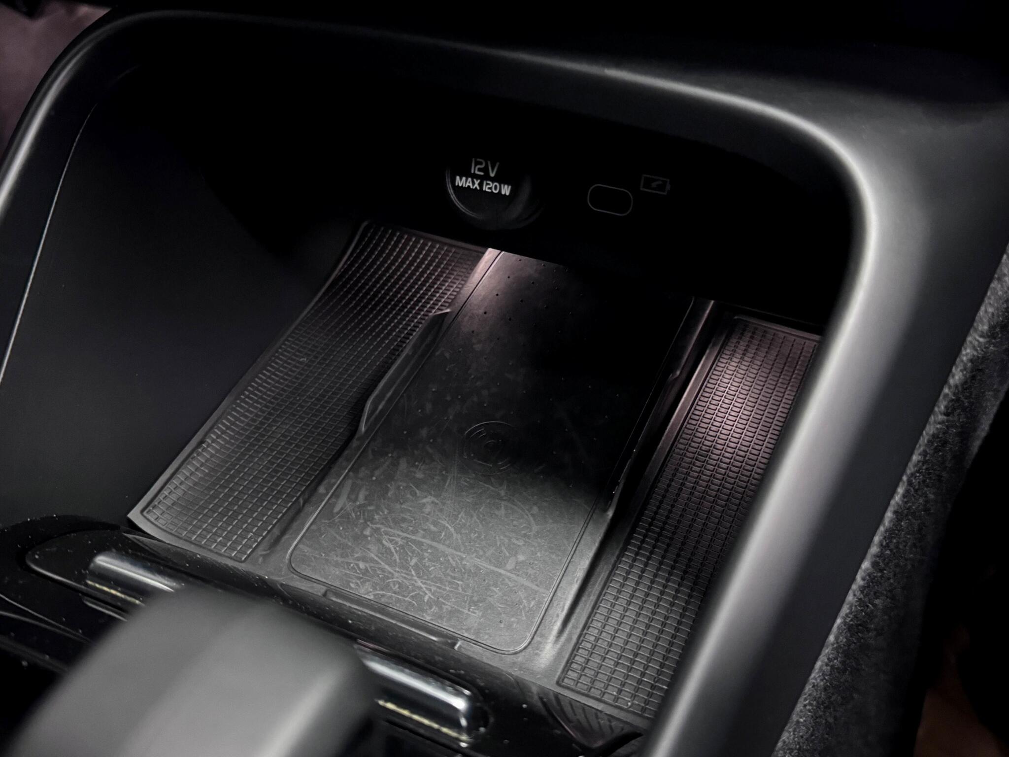 Volvo XC40 view 39