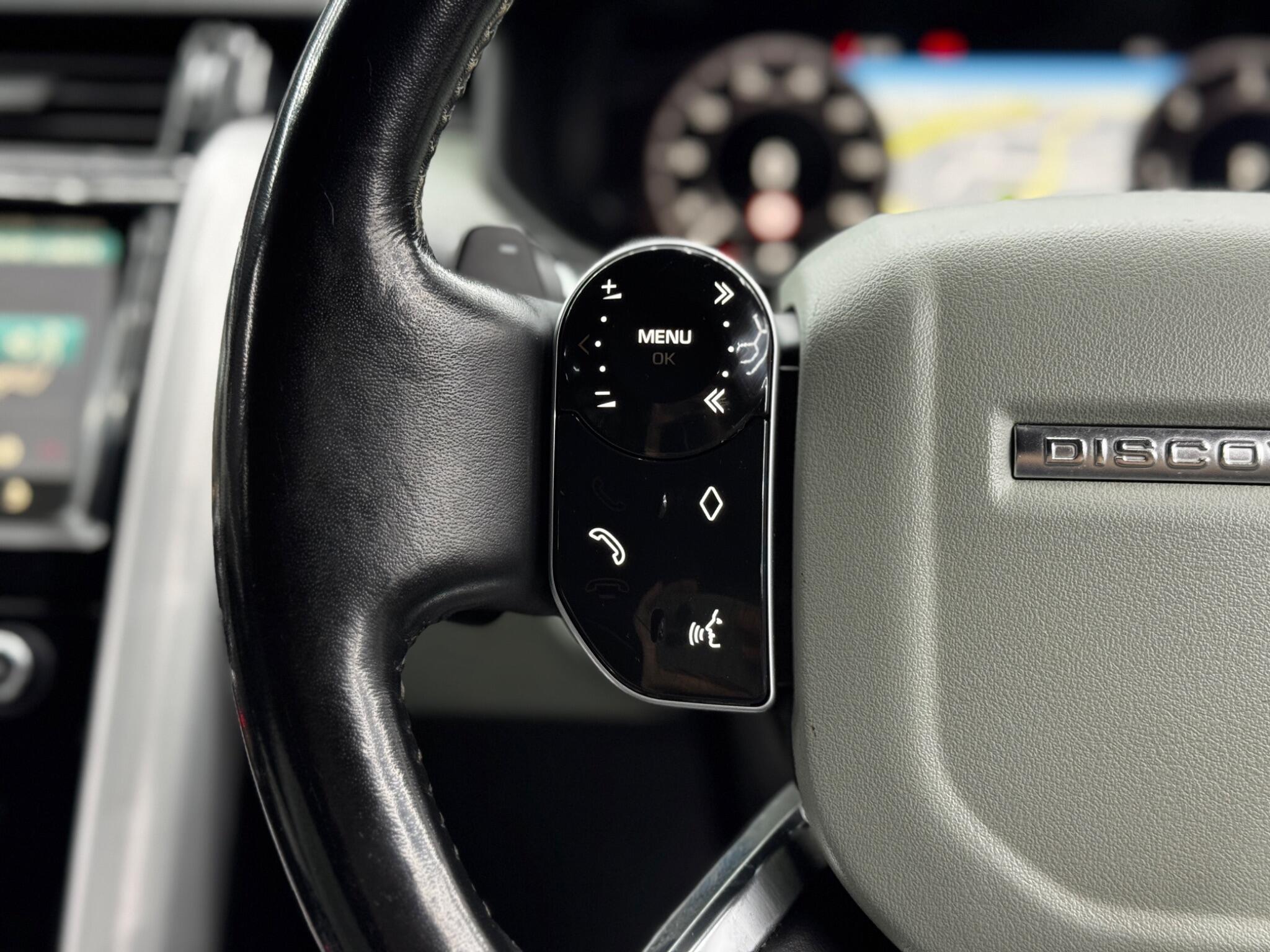 Land Rover Discovery view 21
