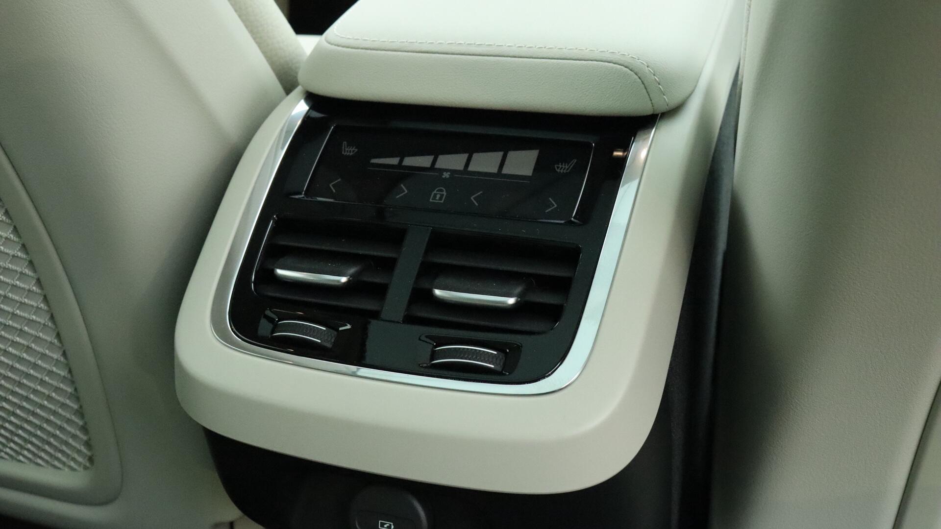 Volvo V60 view 43