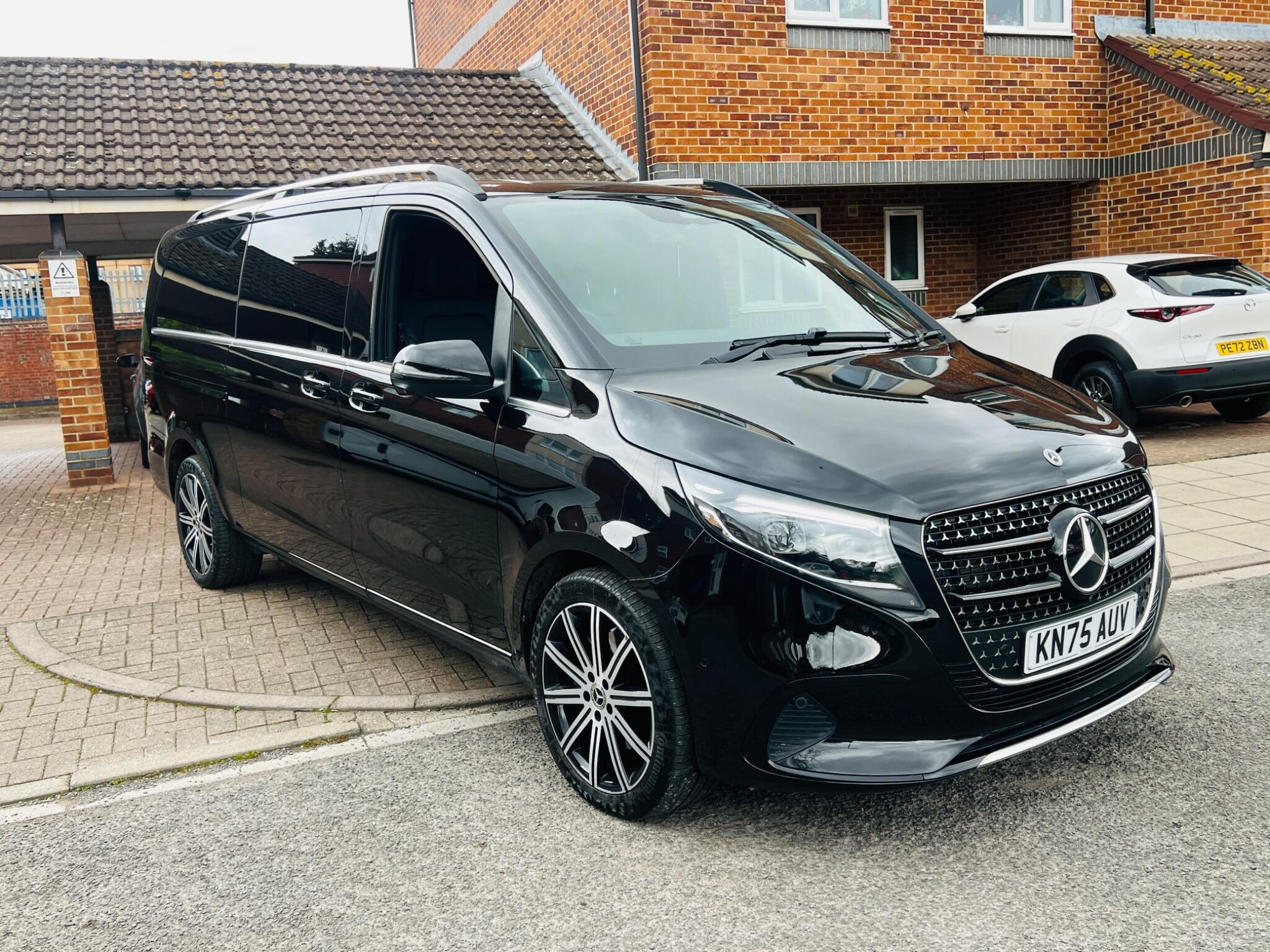 Mercedes-Benz V Class view 9