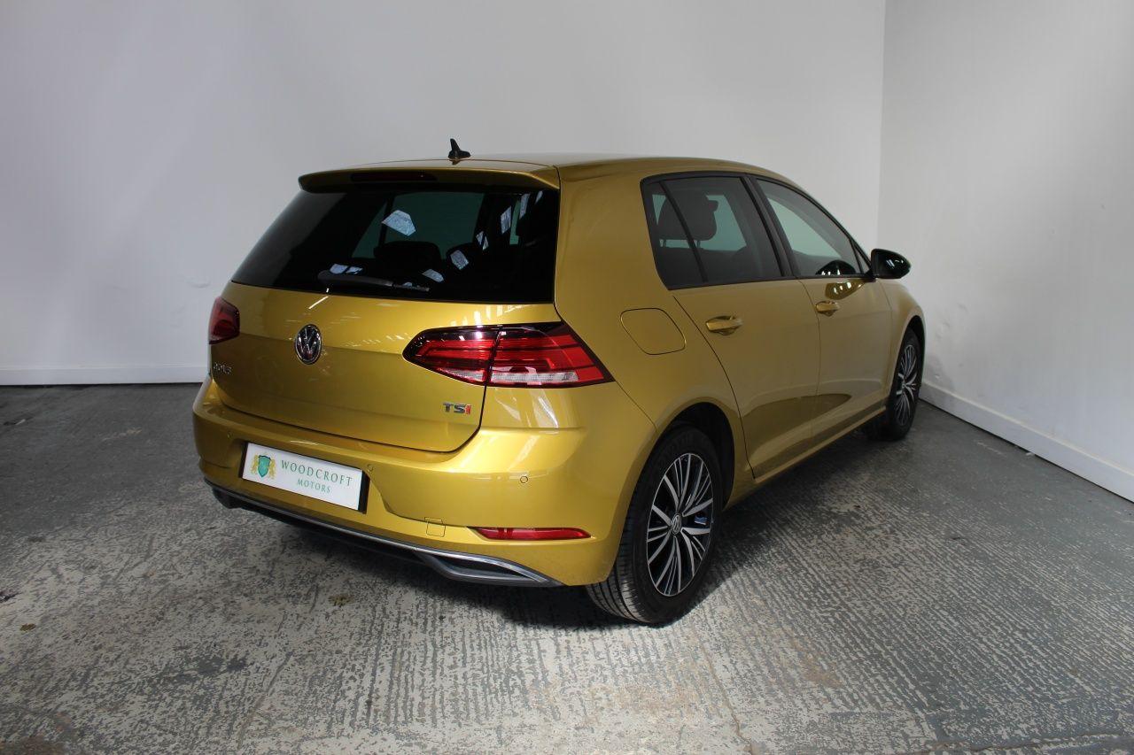Volkswagen Golf view 8