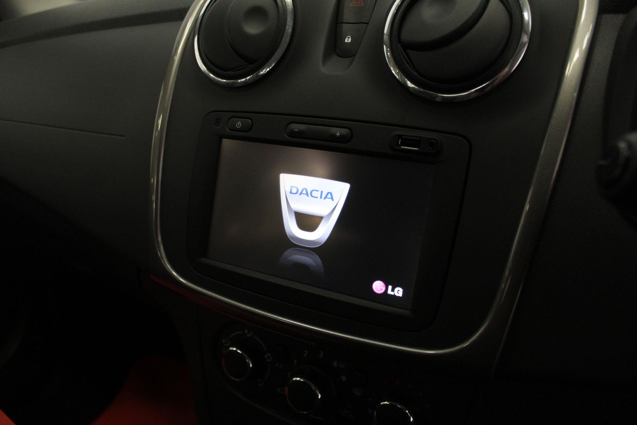 Dacia Sandero view 33