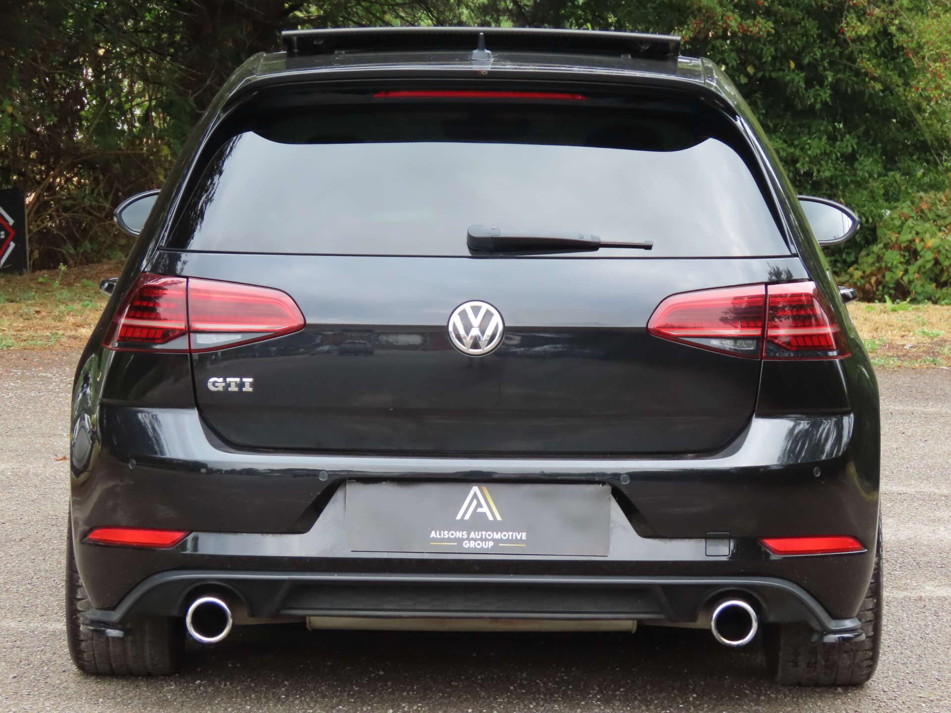 Volkswagen Golf view 7