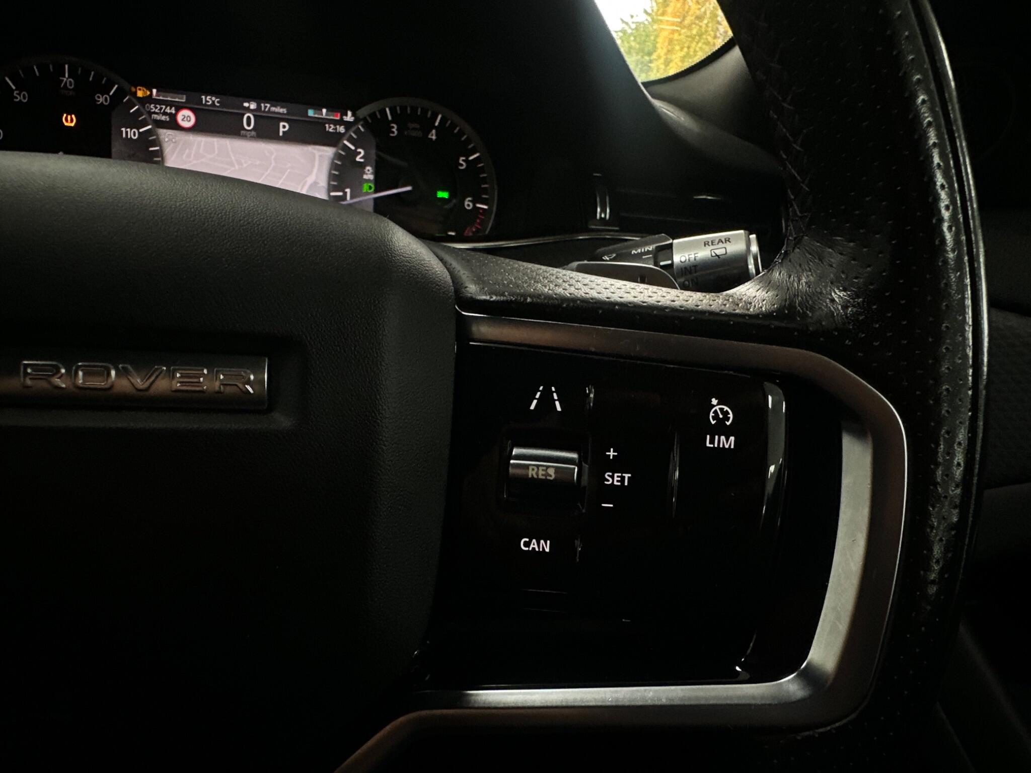 Land Rover Range Rover Evoque view 26