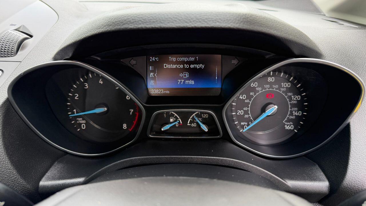 Ford C-Max view 31