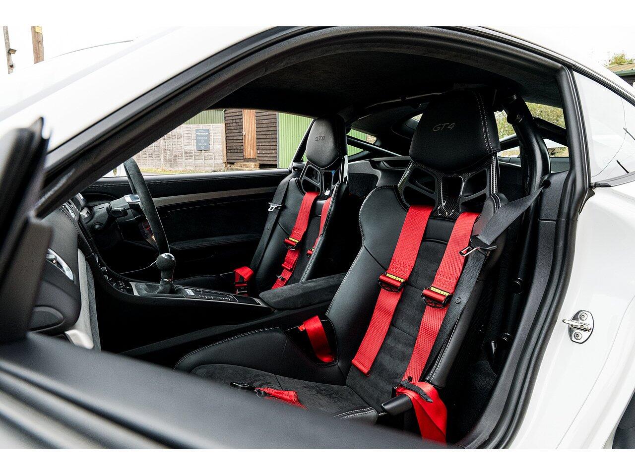 Porsche Cayman view 25