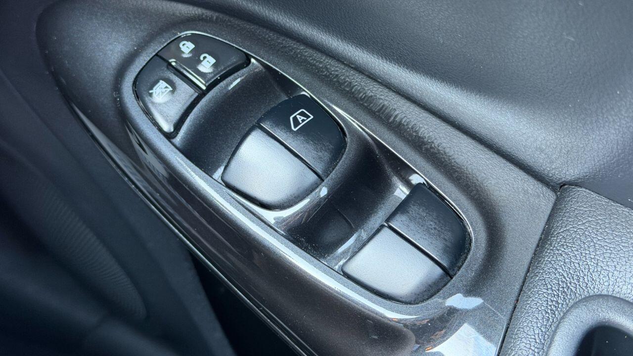 Nissan Juke view 33