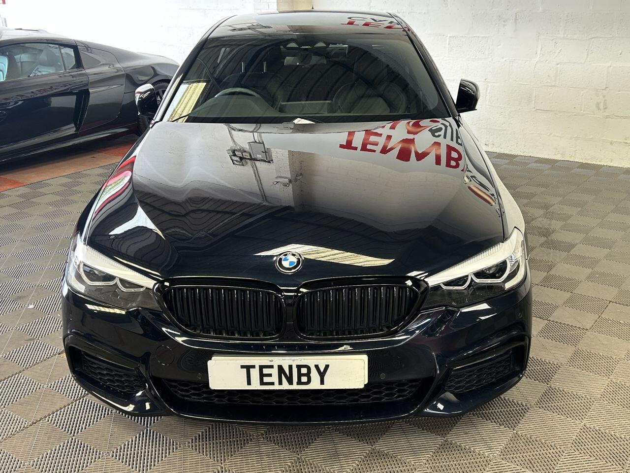 BMW 5 Series view 5