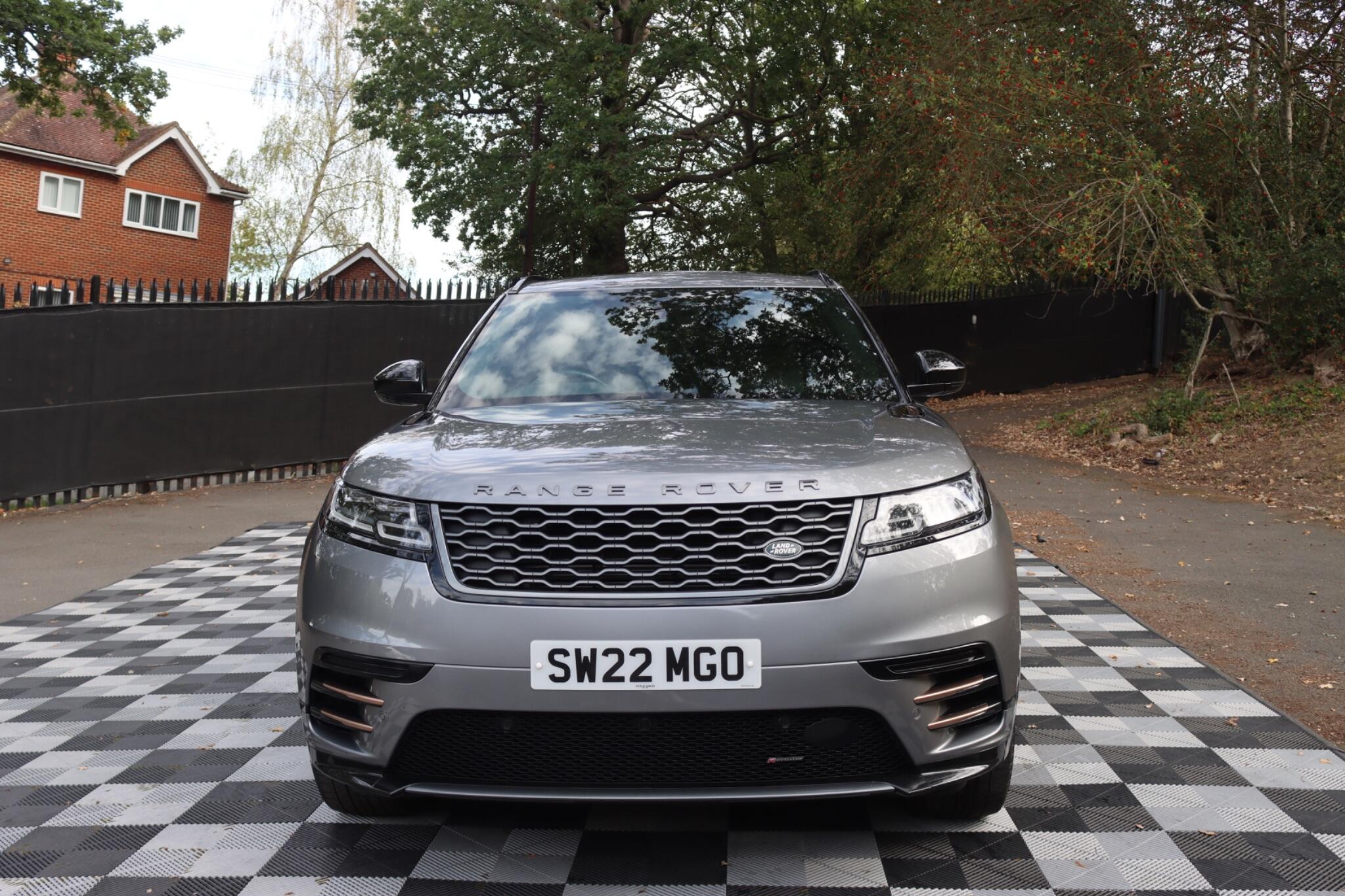 Land Rover Range Rover Velar view 22
