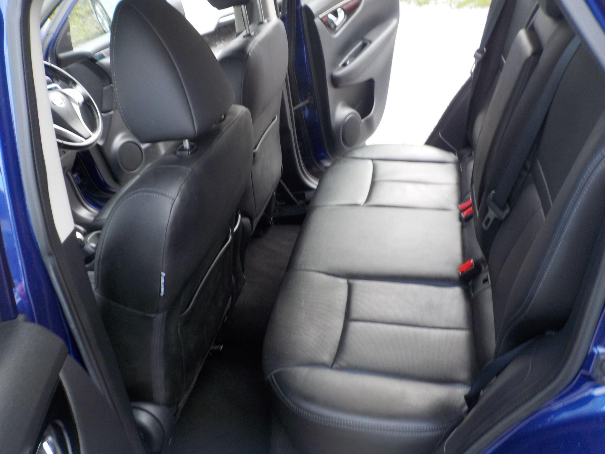 Nissan Qashqai 1.6 dCi Tekna 2WD Euro 6 (s/s) 5dr
