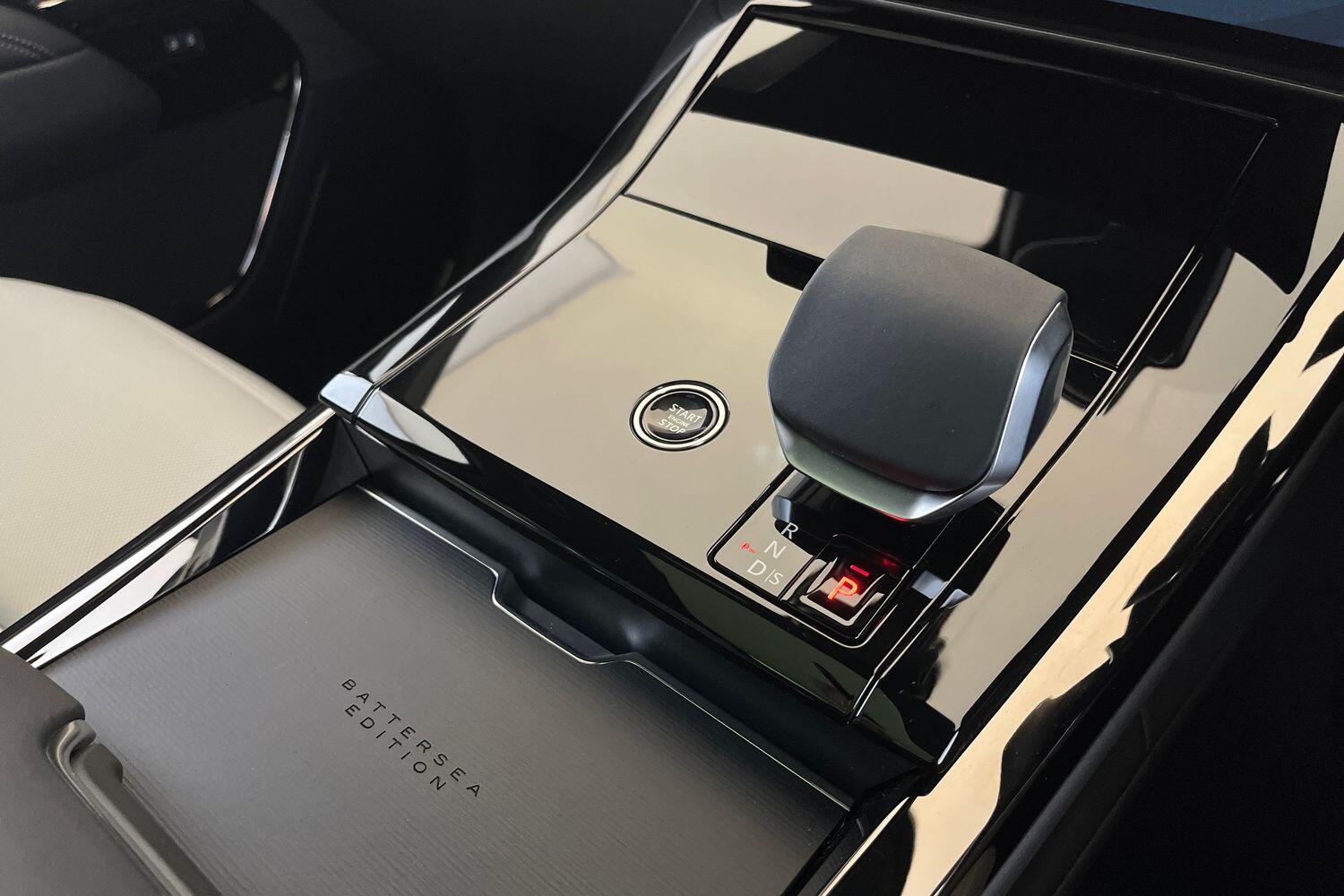 Land Rover Range Rover Sport view 31
