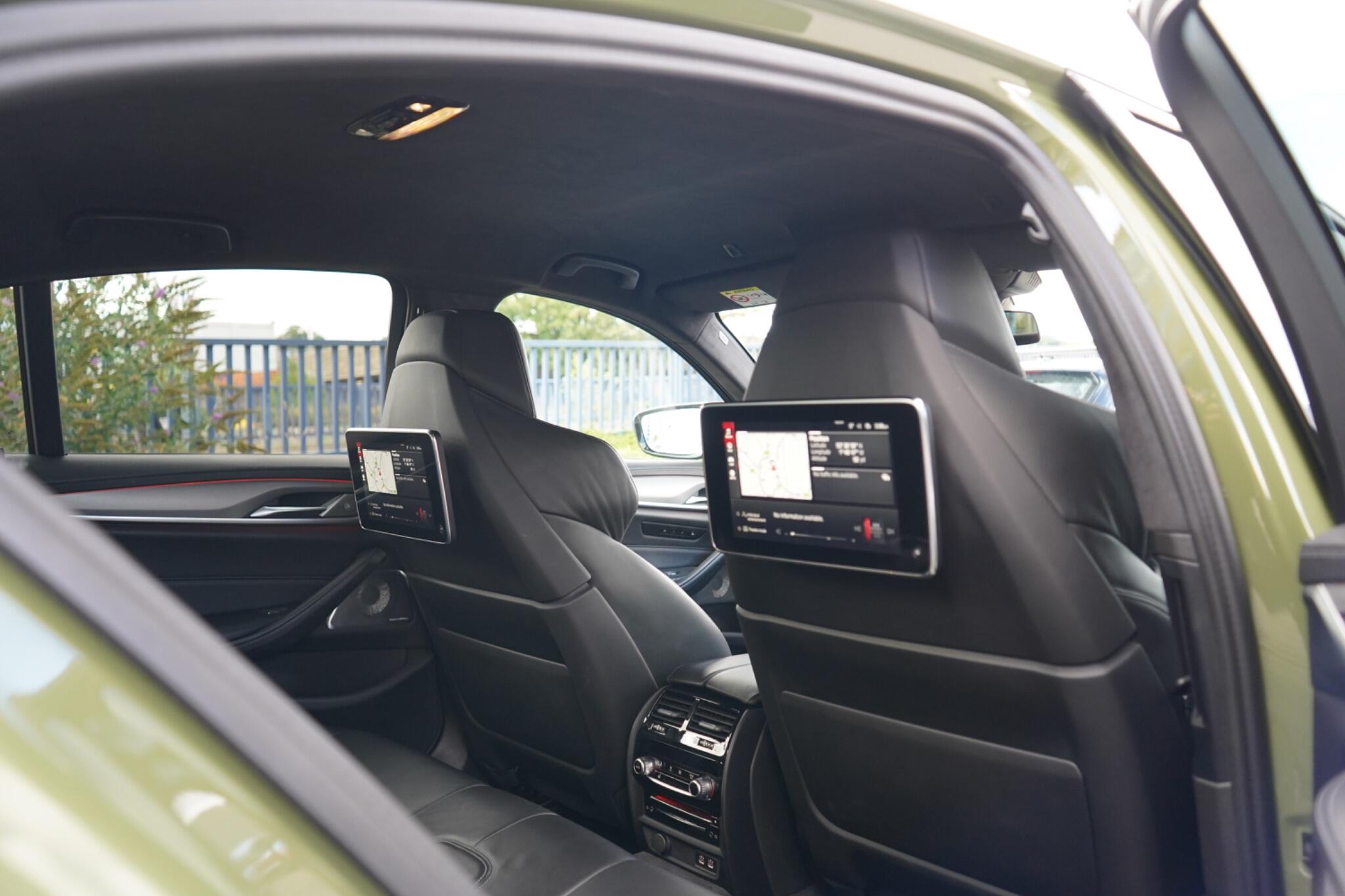 BMW M5 view 22