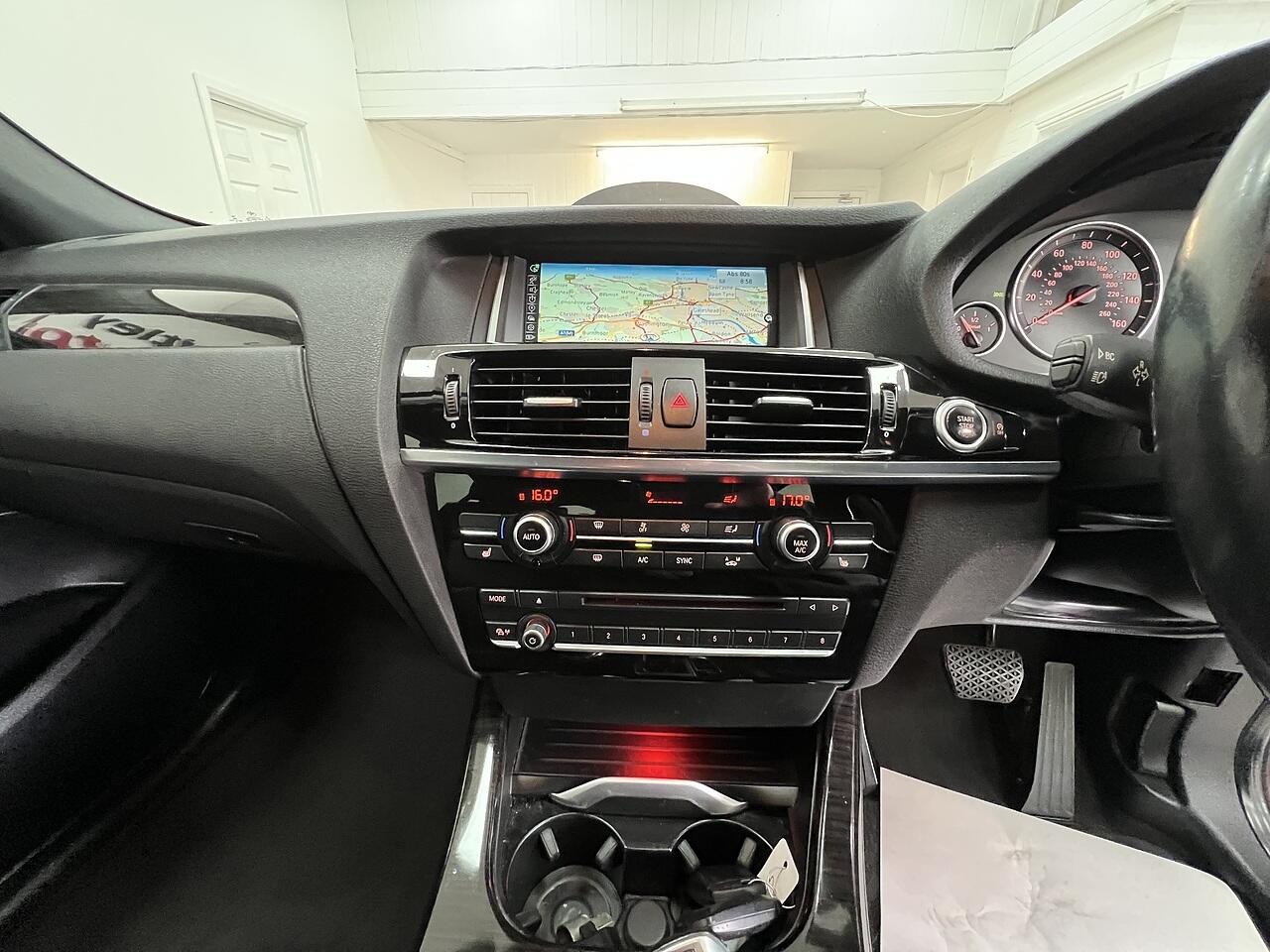 BMW X4 view 13
