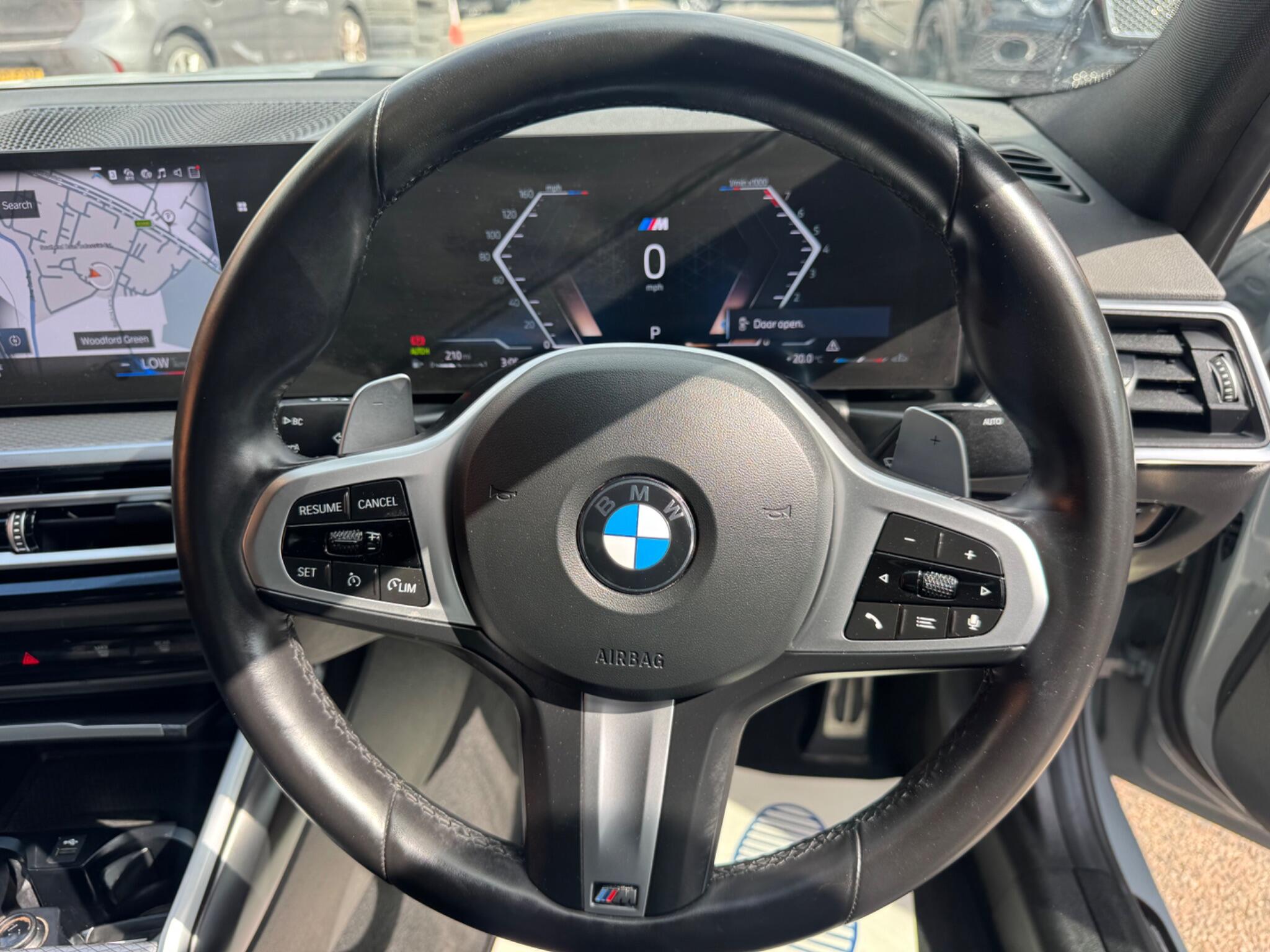 BMW 3 Series view 18