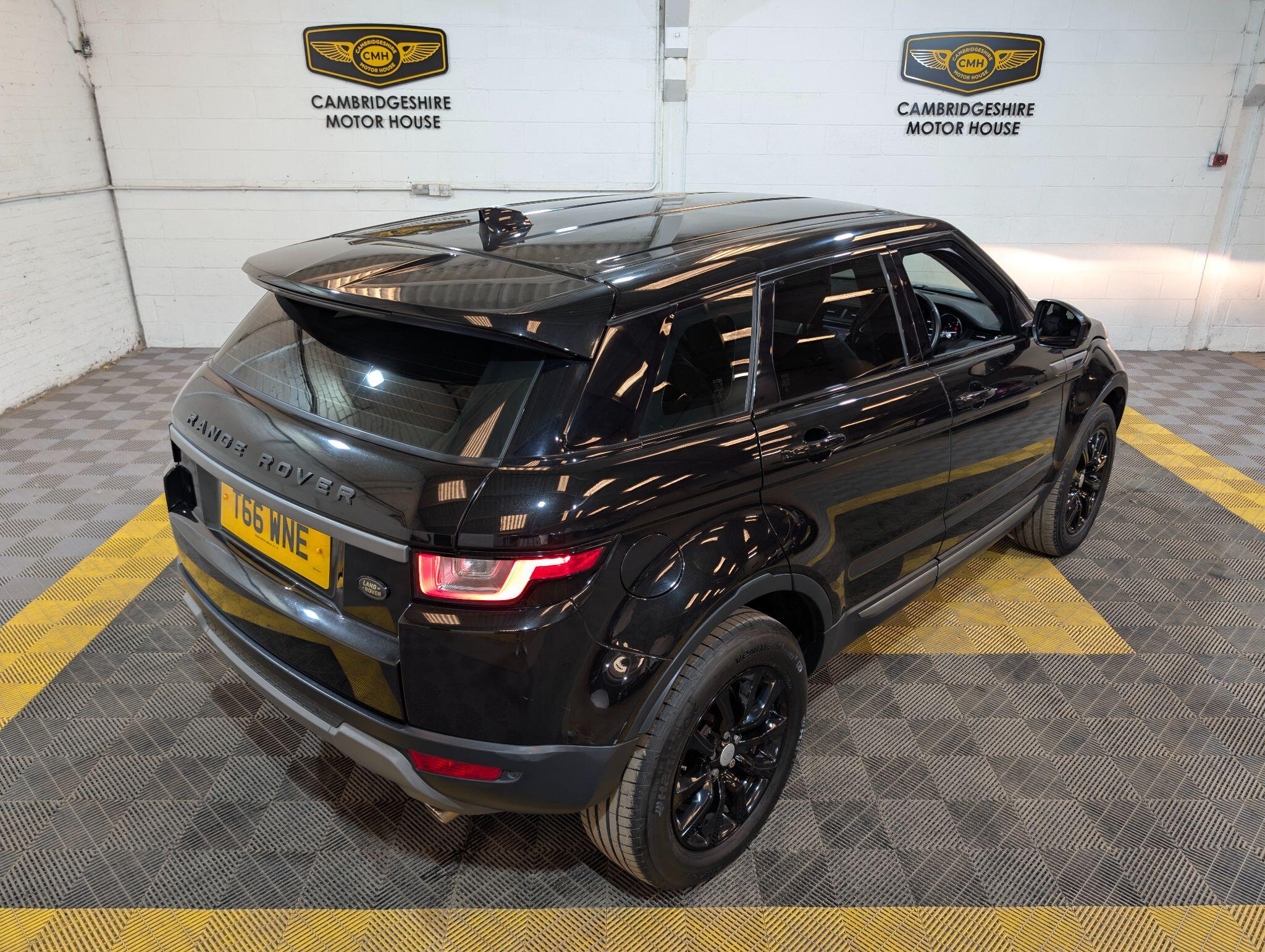 Land Rover Range Rover Evoque view 62
