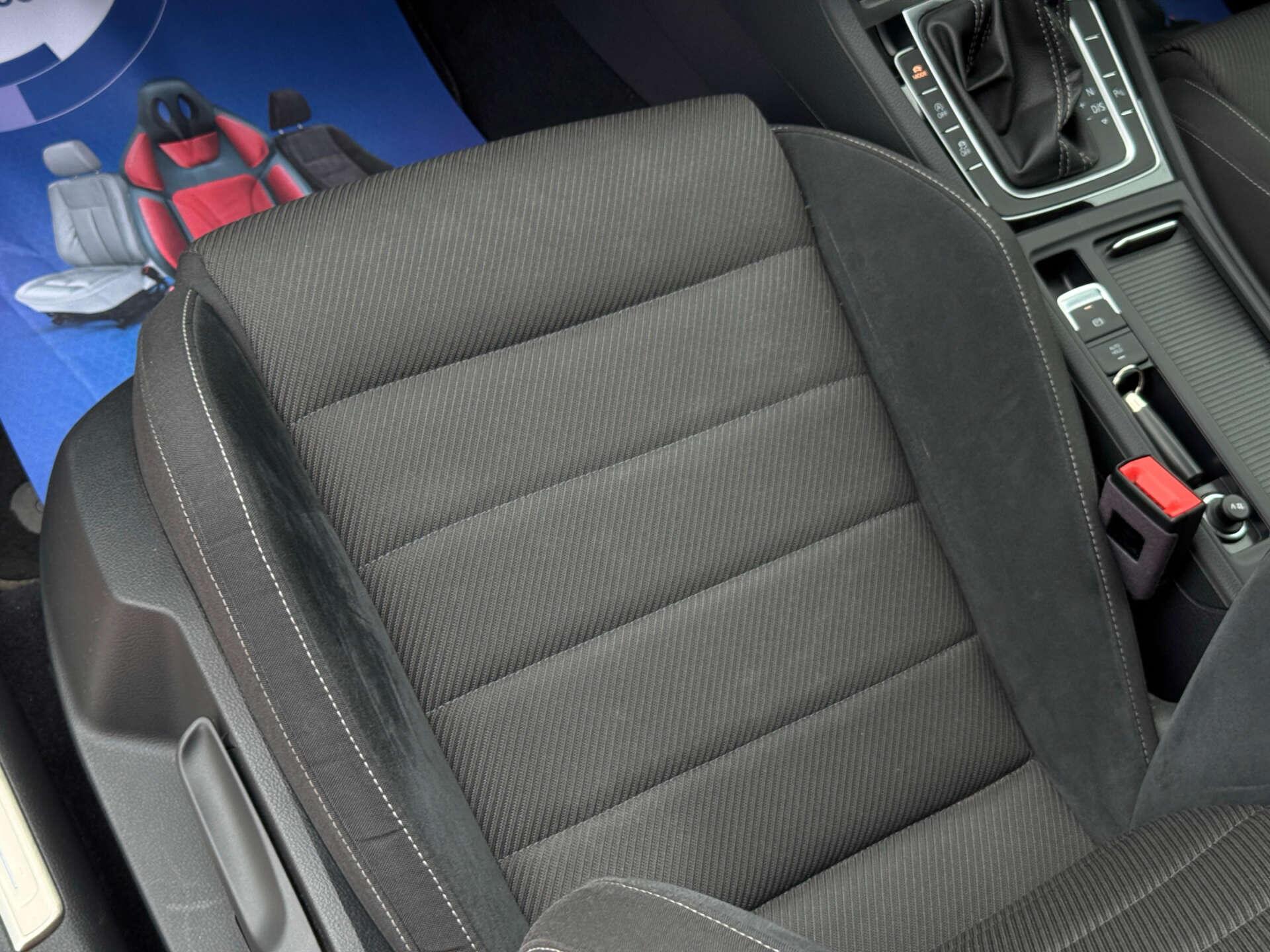 Volkswagen Golf view 45