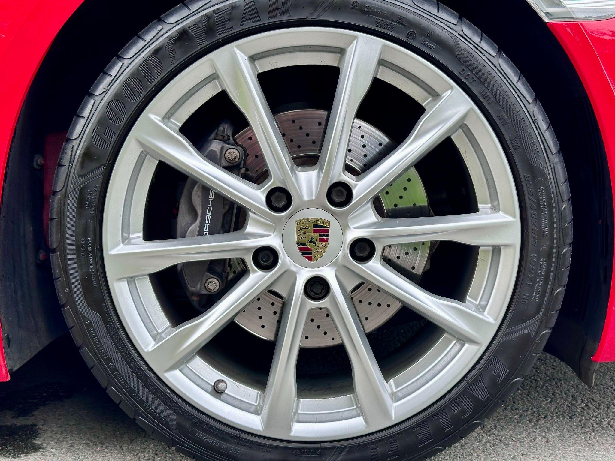 Porsche 718 Boxster view 37