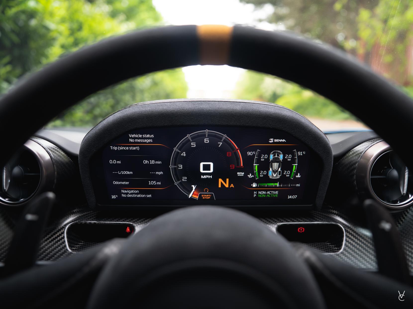McLaren Senna view 12