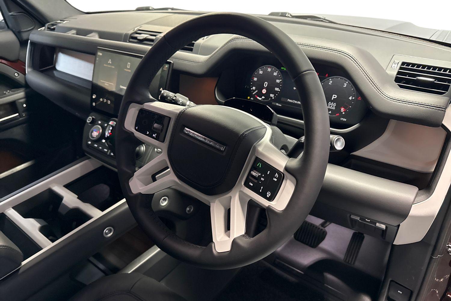 Land Rover Defender view 15