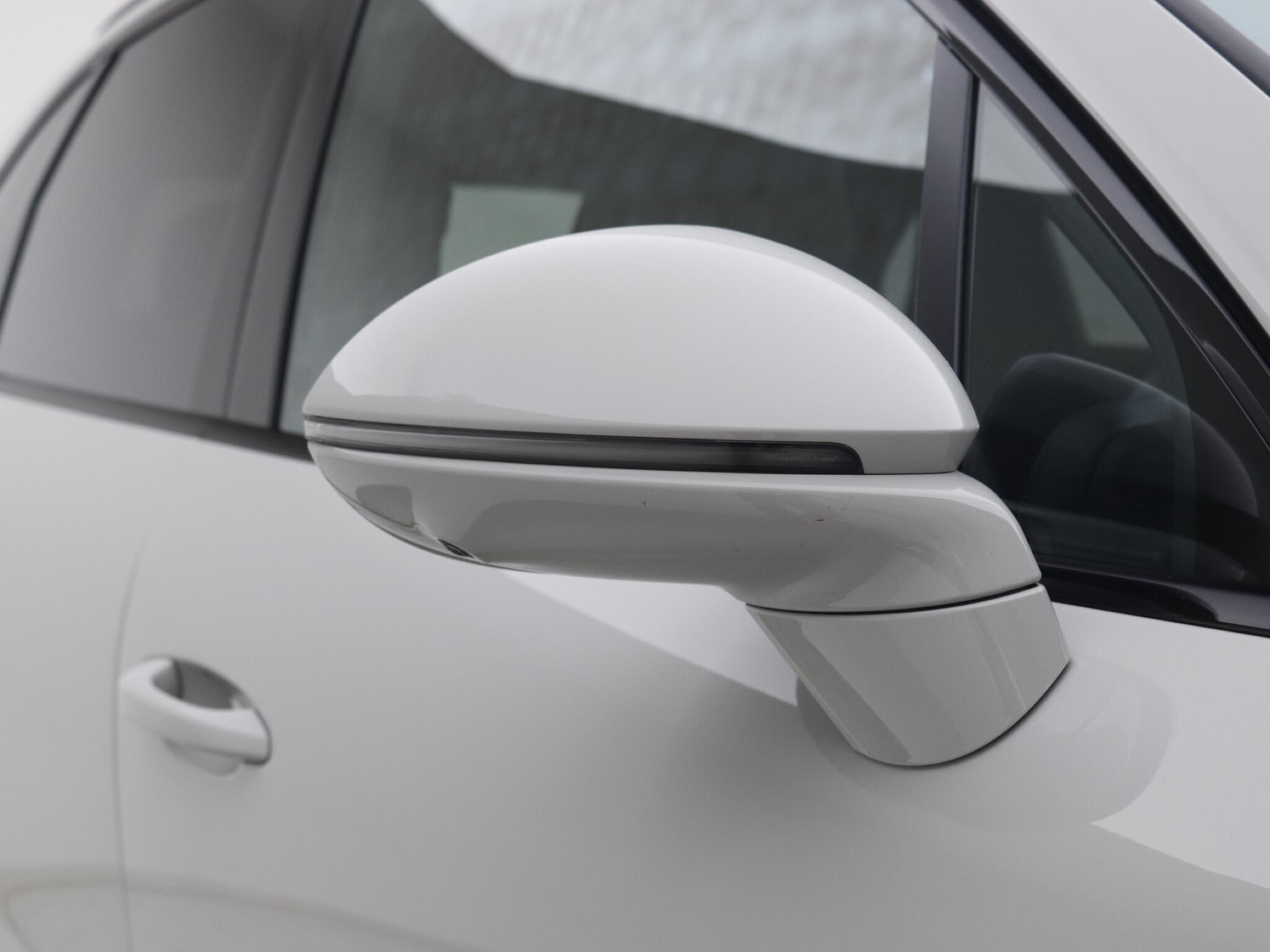 Porsche Cayenne view 24