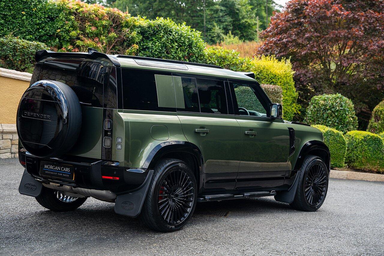 Land Rover Defender view 87