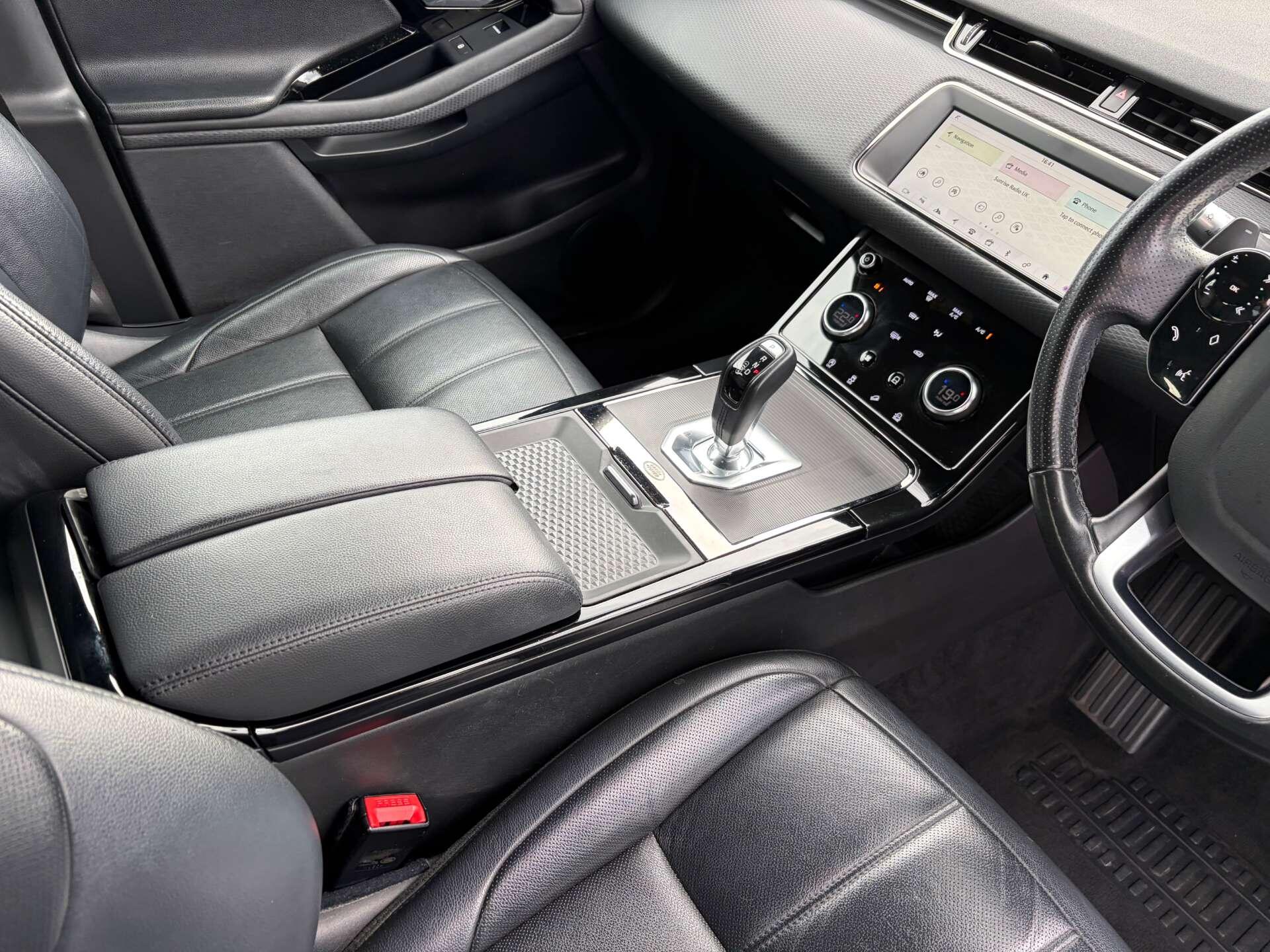 Land Rover Range Rover Evoque view 42