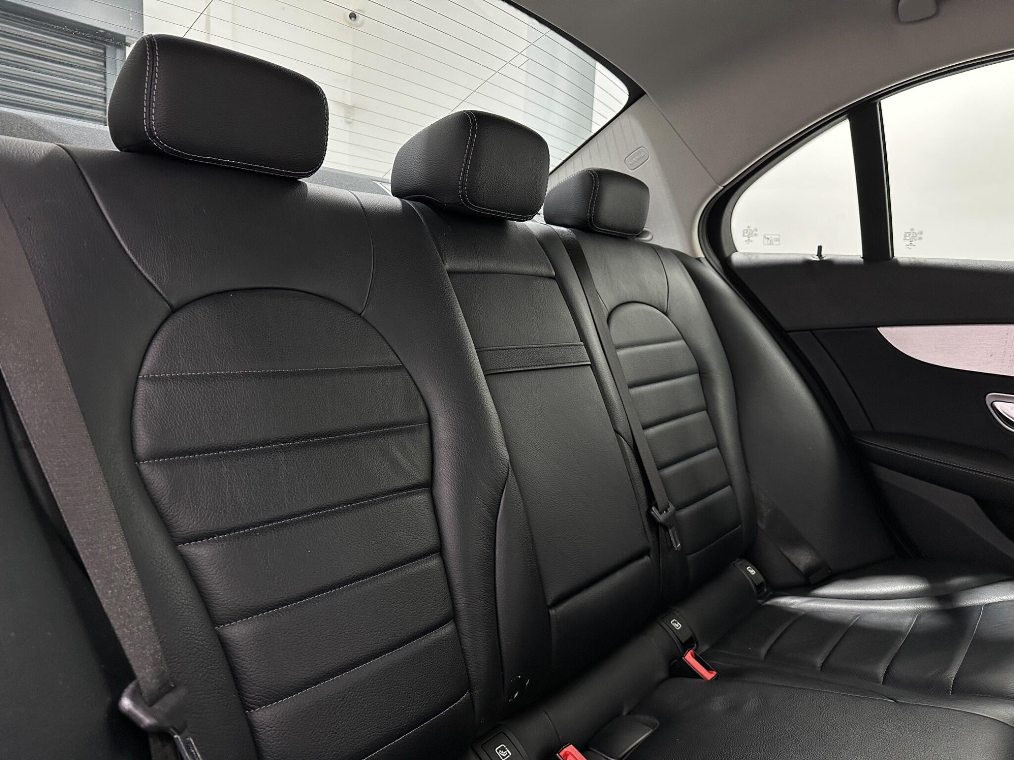 Mercedes-Benz C-Class view 43