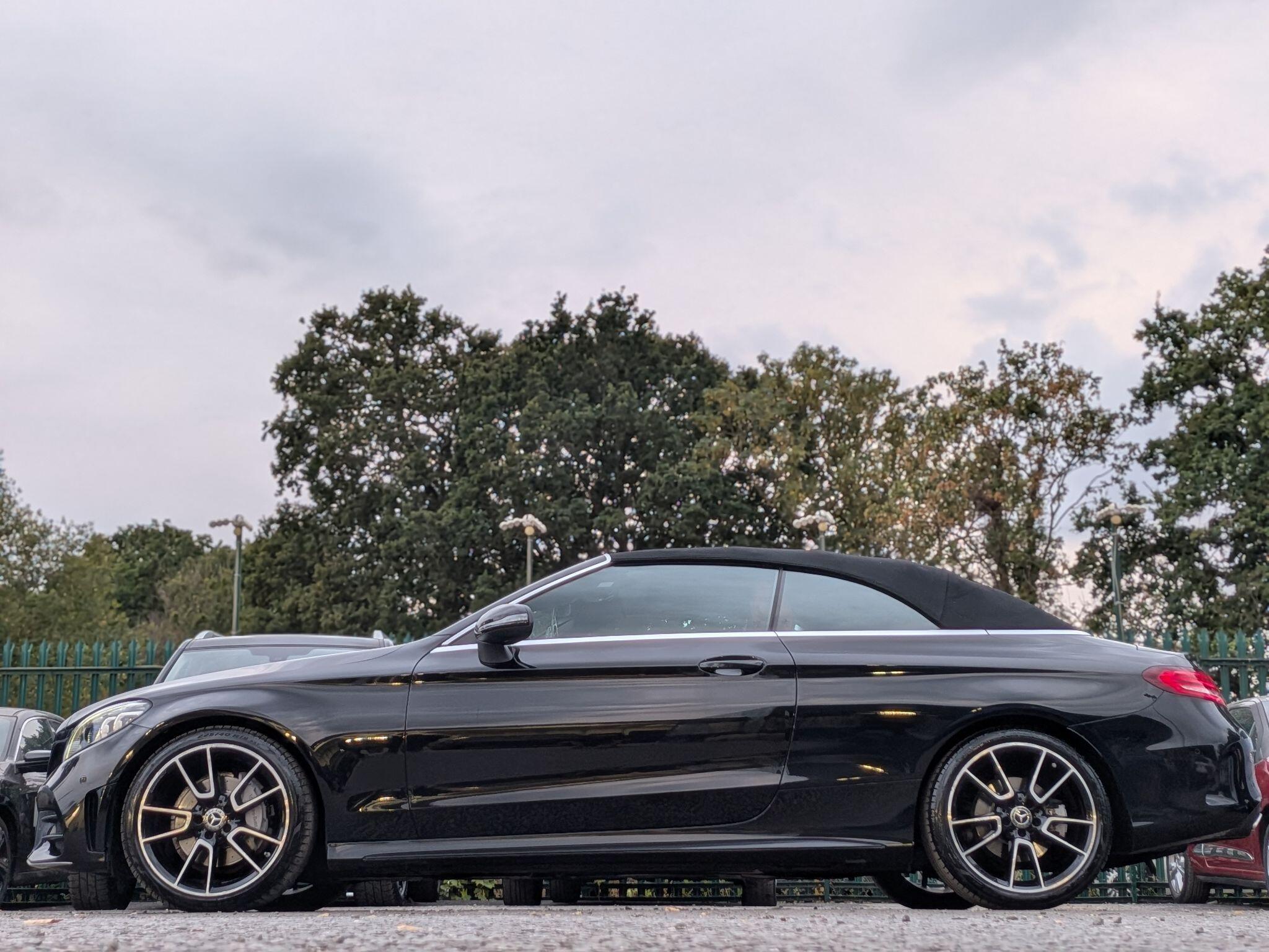 Mercedes-Benz C Class view 24
