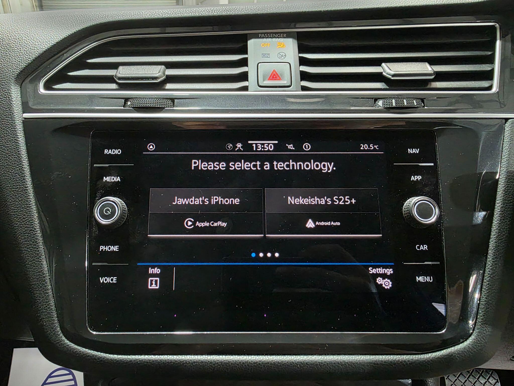 Volkswagen Tiguan Allspace view 8