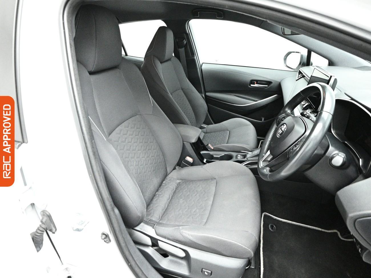 Toyota Corolla view 12