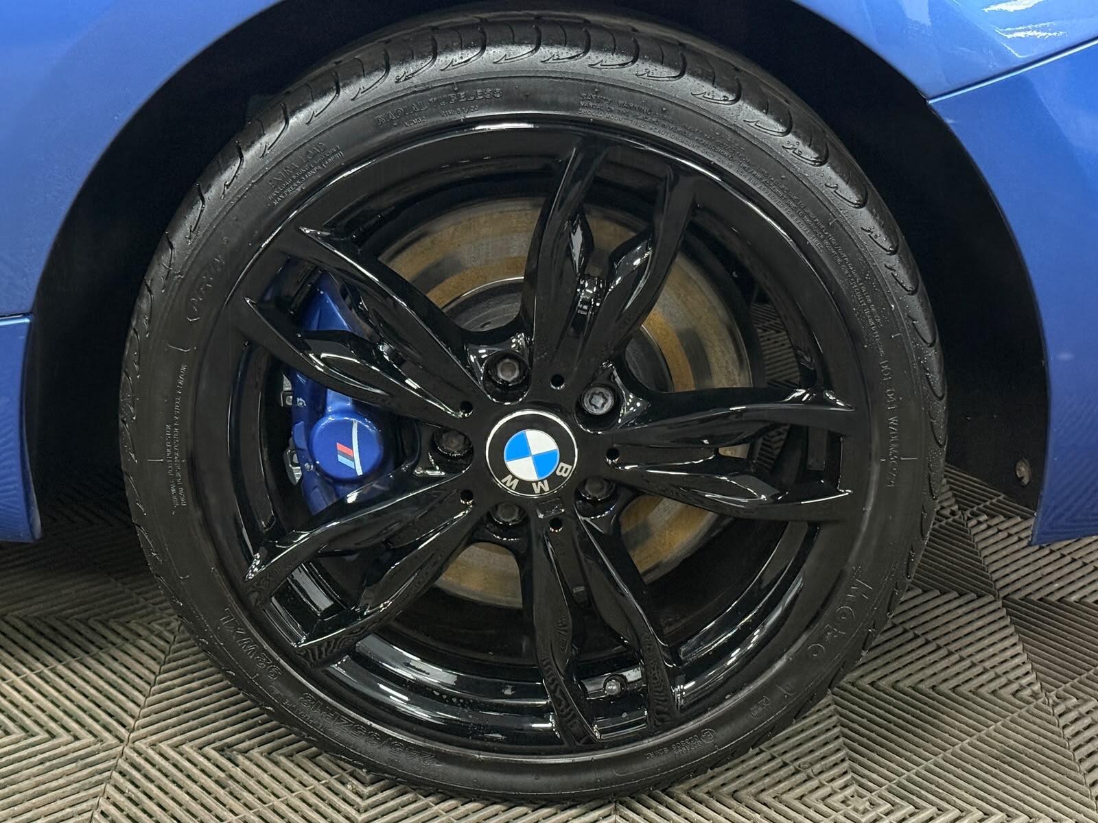 BMW 1 Series view 34