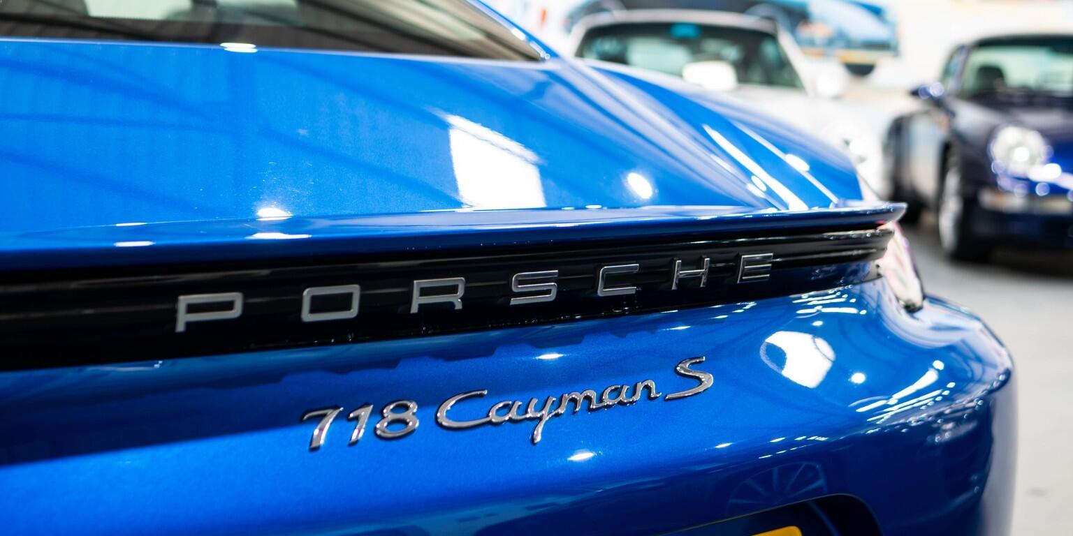 Porsche Cayman view 43