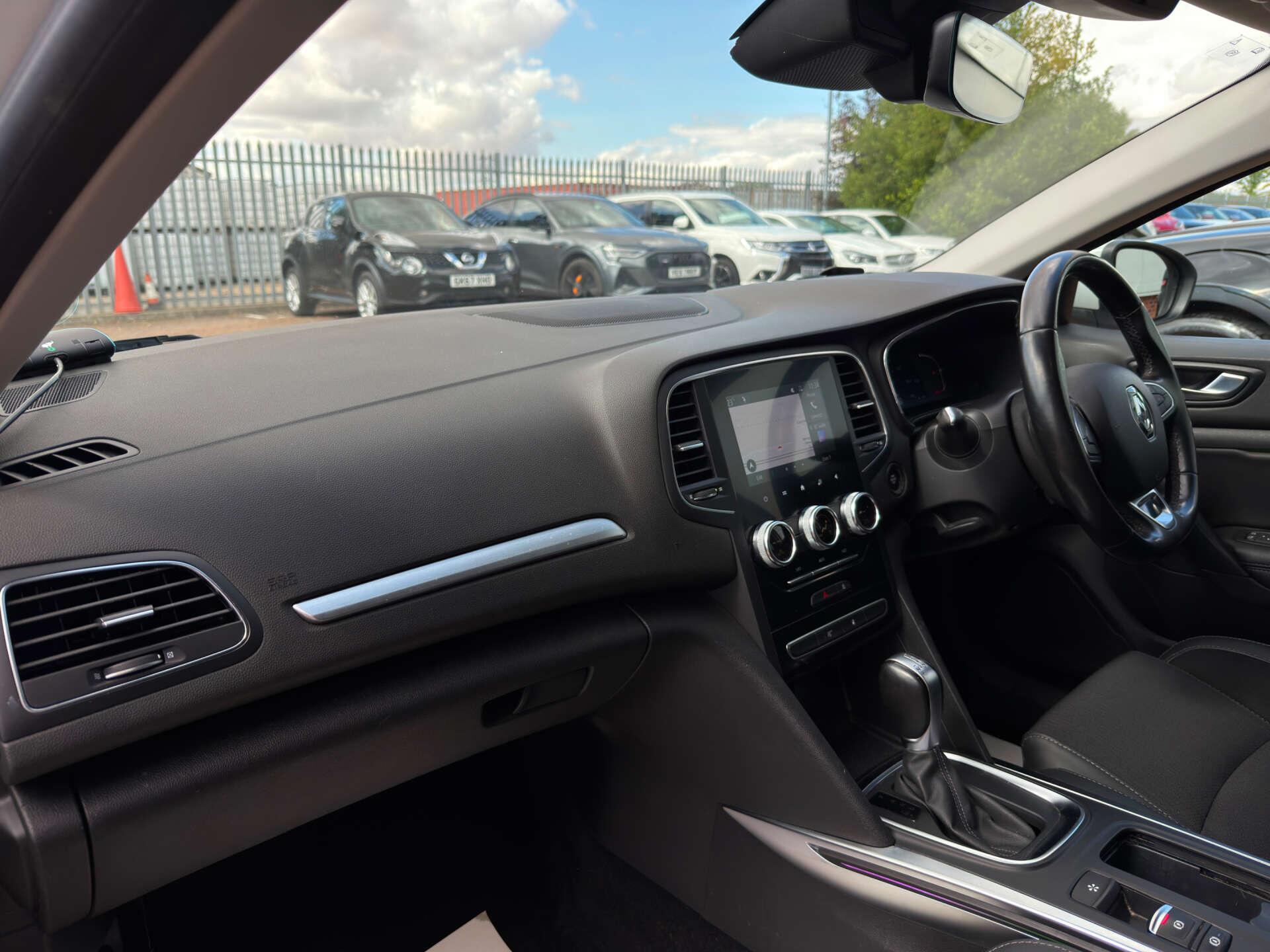 Renault Megane view 40