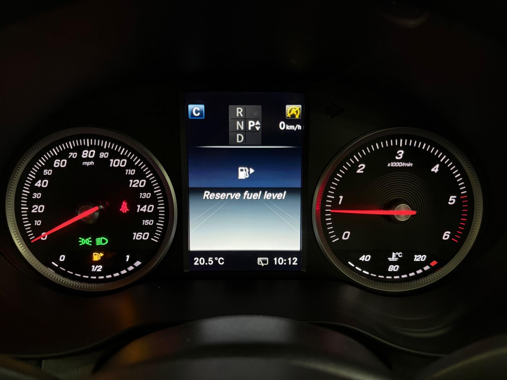 Mercedes-Benz GLC view 15