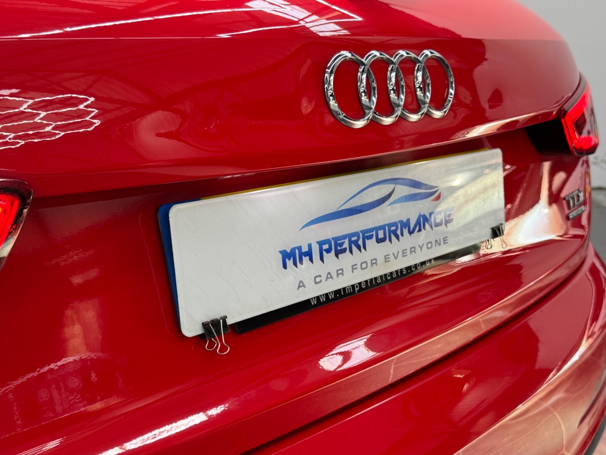 Audi Q3 view 23
