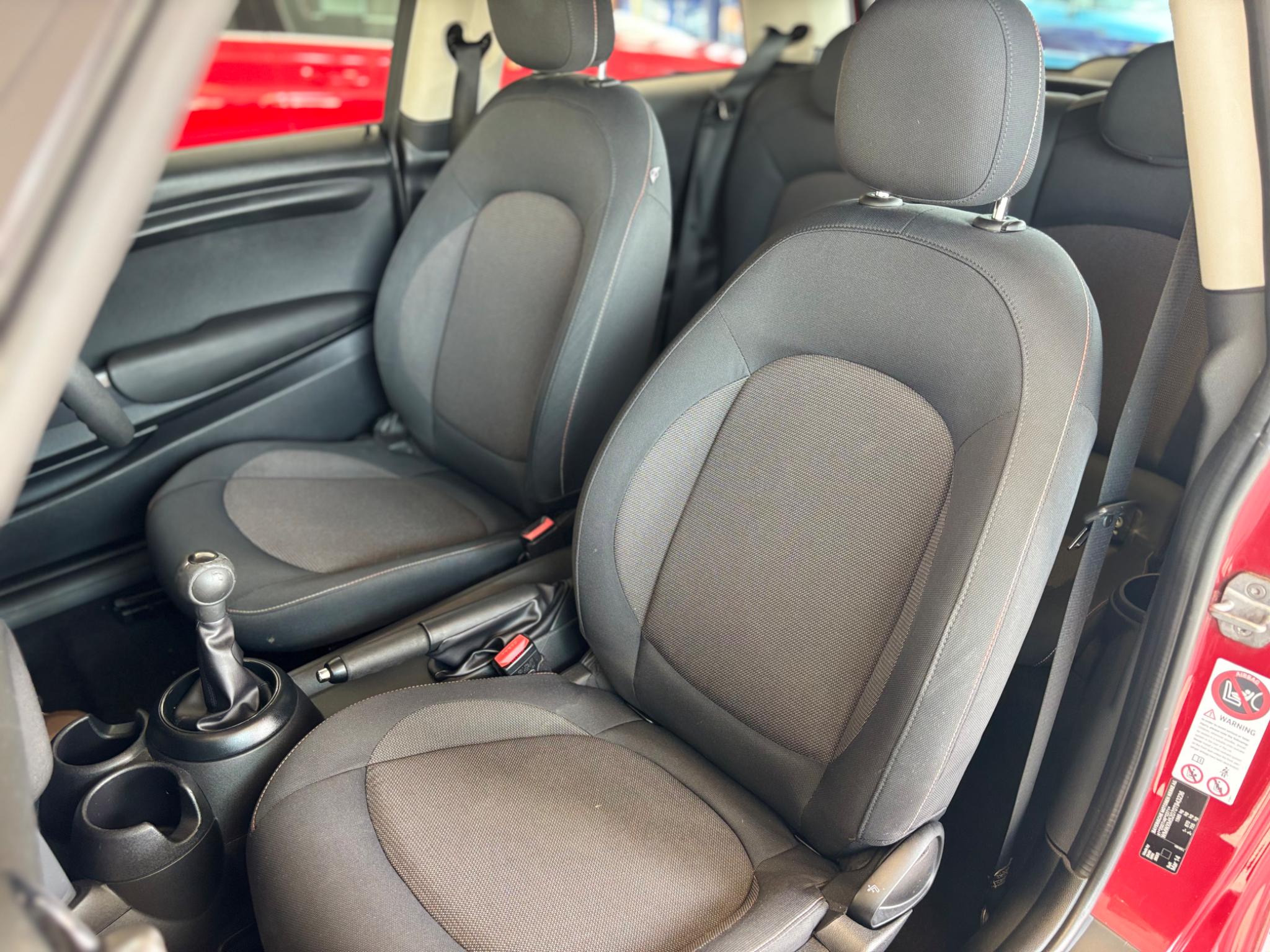 Mini Hatch view 30