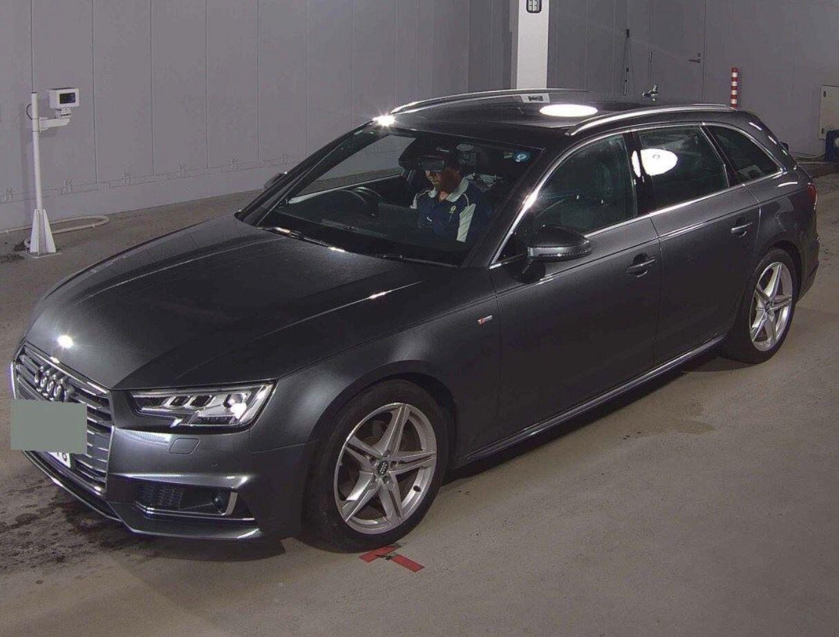 Audi A4 view 2