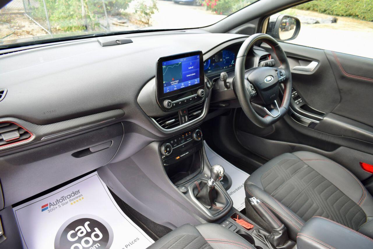 Ford Puma view 38