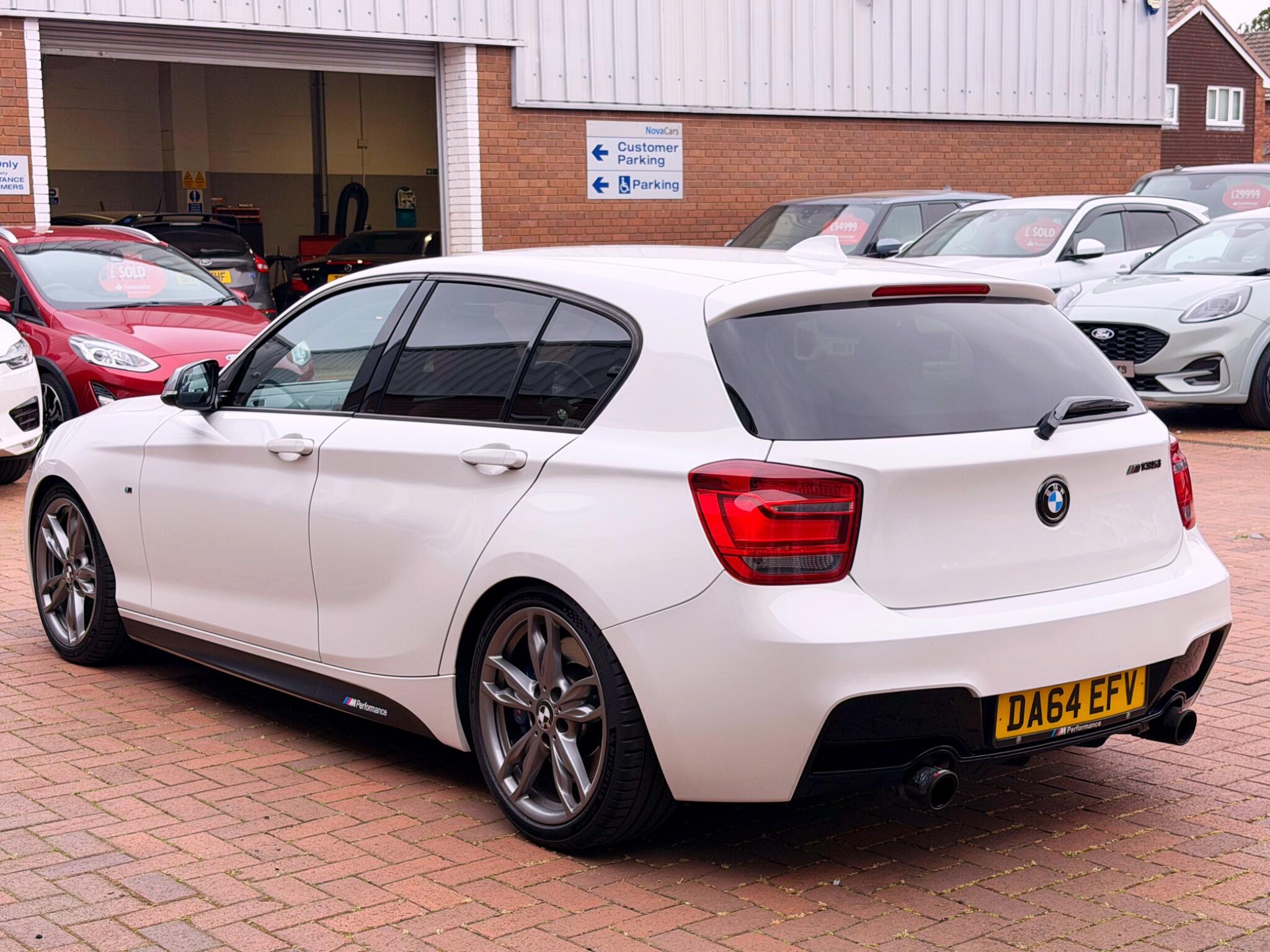 BMW 1 Series view 23