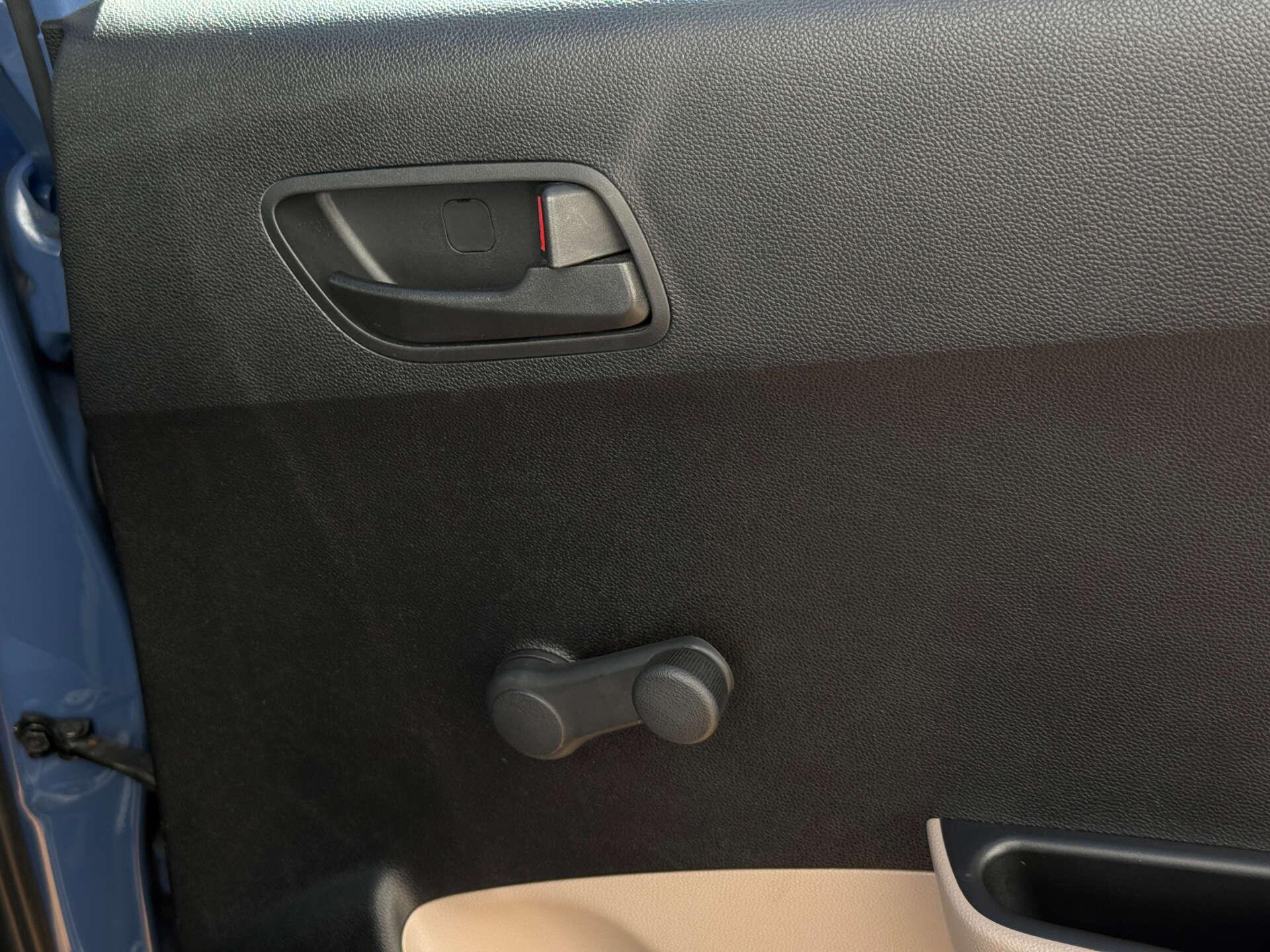 Hyundai I10 view 23