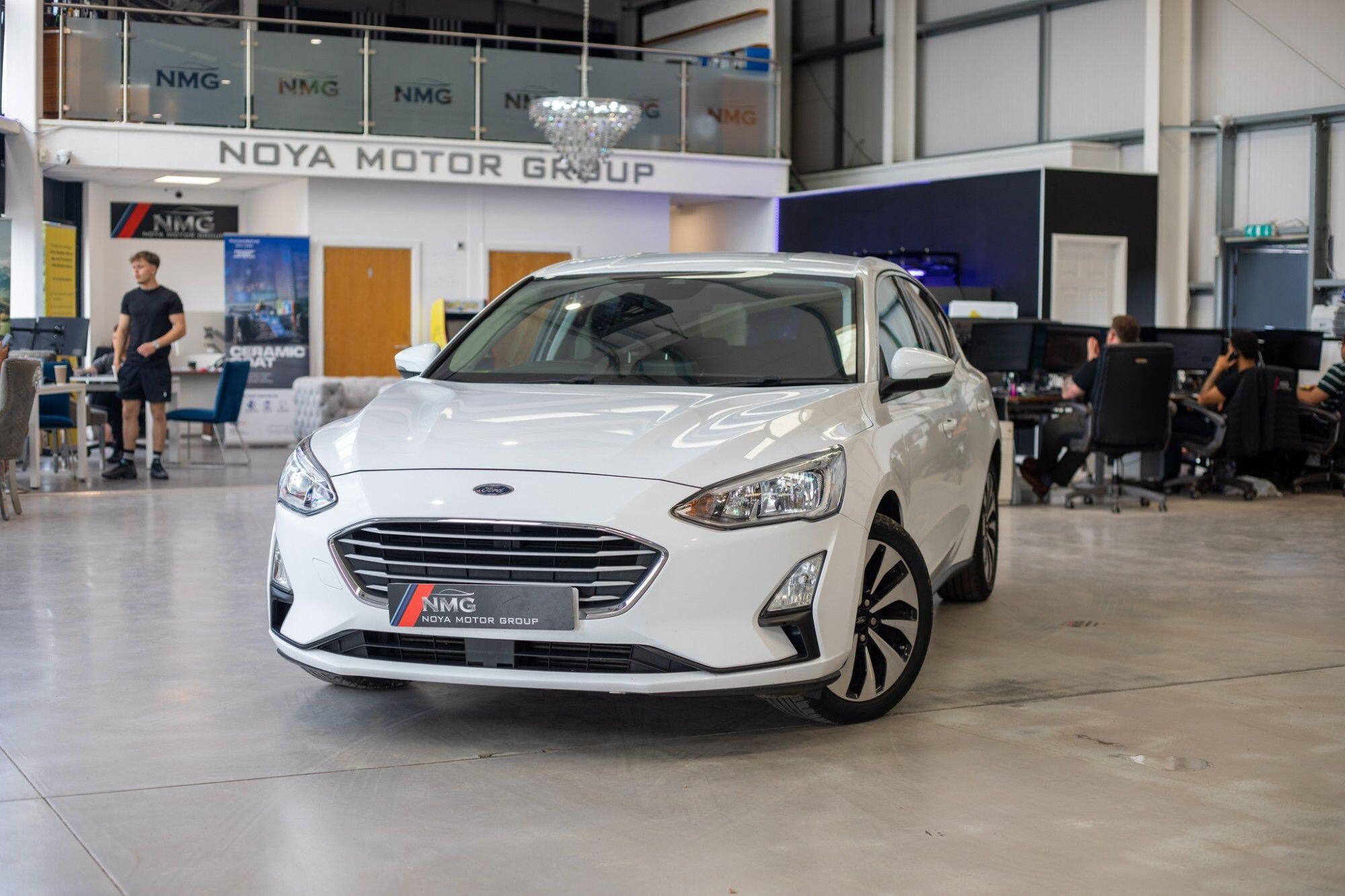 Ford Focus view 4