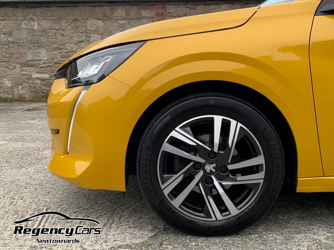 Peugeot 208 view 31